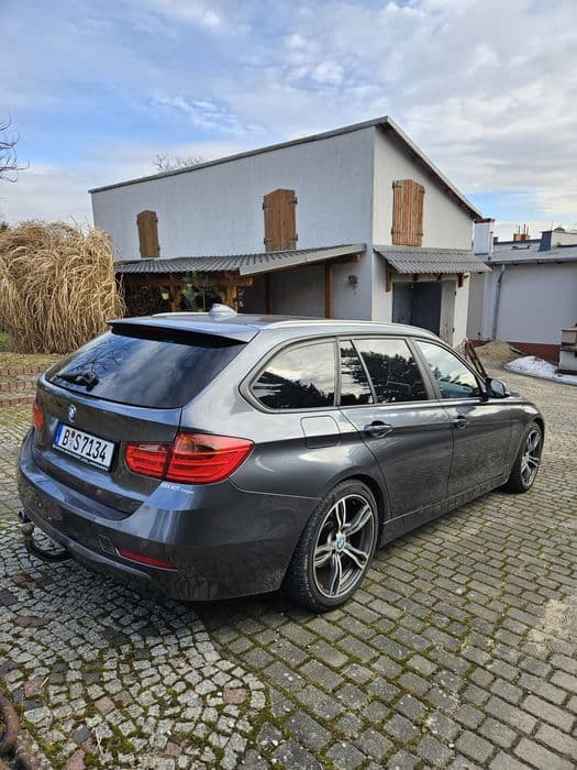 Bmw f31 318d  2013r ZADBANE  HAK