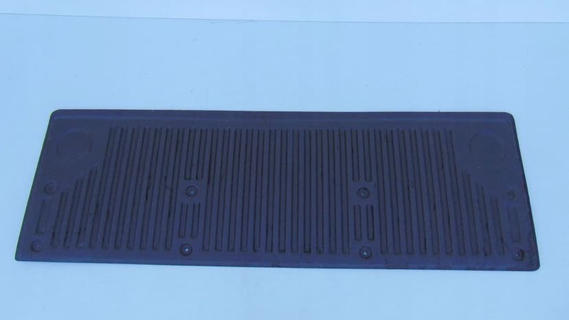 OSŁONA PŁYTA KLAPY NISSAN NAVARA KE9304X030