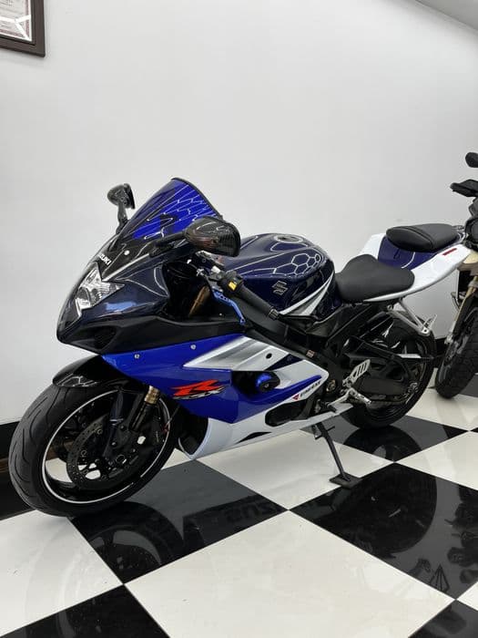 Suzuki GSXR1000 K5 gsxr 1000 Niemcy sport R1 CBR ZX S