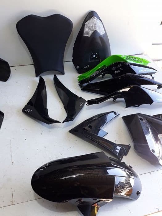 kawasaki zx-10r błotnik ogon owiewka siedzenie