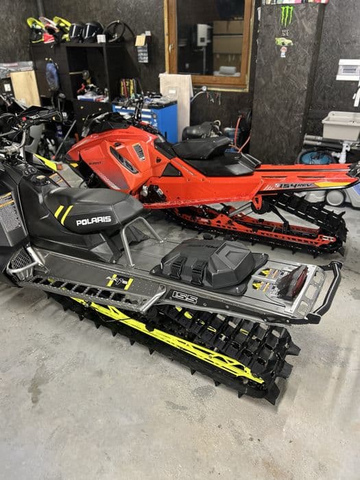 Polaris RMK PRO 800 AXYS z 2017 roku / Skuter Śnieżny