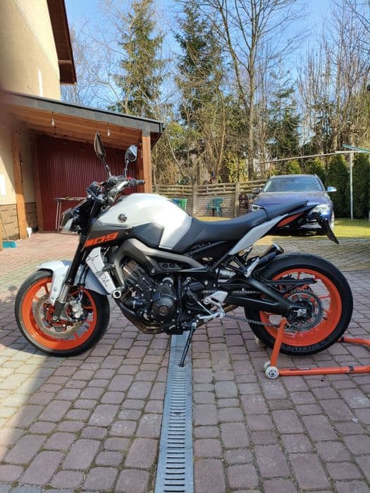 Yamaha MT09 2020 IceFluo, 18947km, pełny wydech Mivv, K&N