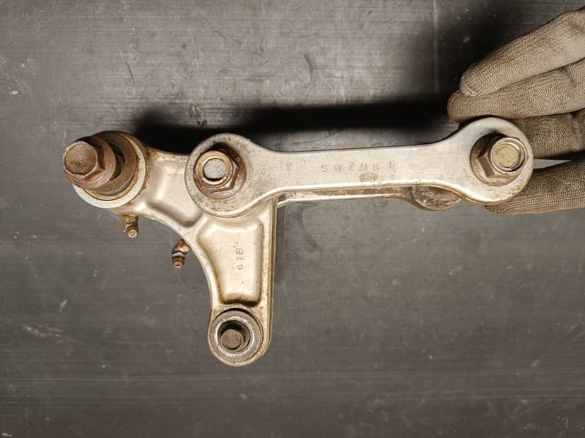 Kiwak kołyska łącznik wahacza kości części Suzuki DRZ DR-Z 400 Y E S S