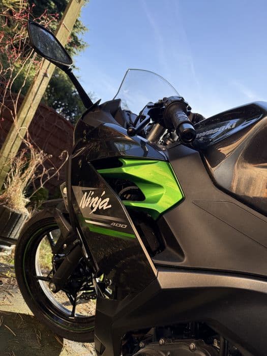 Kawasaki ninja 400