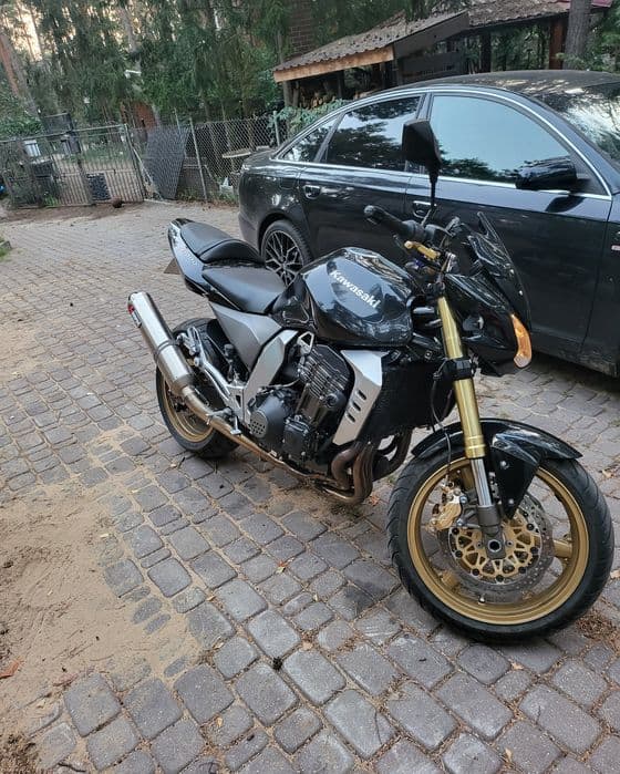 Kawasaki Z1000 SUPER STAN!