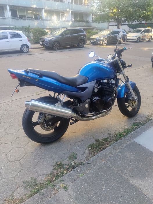 Kawasaki ZR 7 w bardzo dobrym stanie