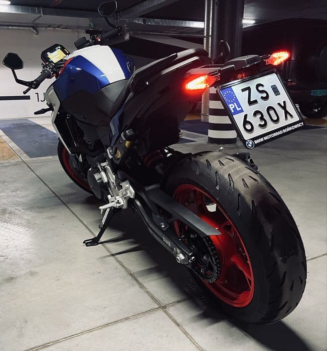 BMW F900R - idealny, polski salon, 3 tys km, model i rejestracja 2025