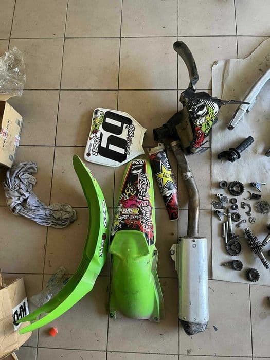 Części Kawasaki kxf rmz250  2004/2005