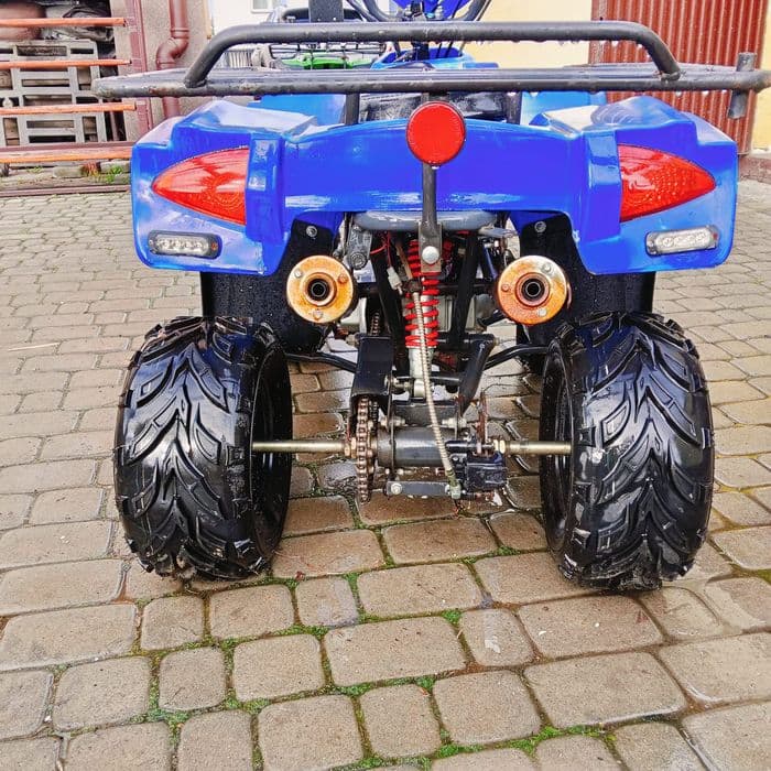 Sprzedam quada dla dziecka równo 100 latka 150 cm3