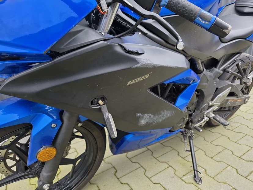 Kawasaki NINJA 125#2020#Delikatnie uszkodzony#z Niemiec#Zimowa okazja