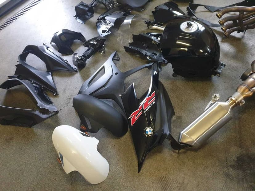 BMW S1000RR S1000R  Owiewki Koło Stelaż Zbiornik Lampa Części 2019 -25