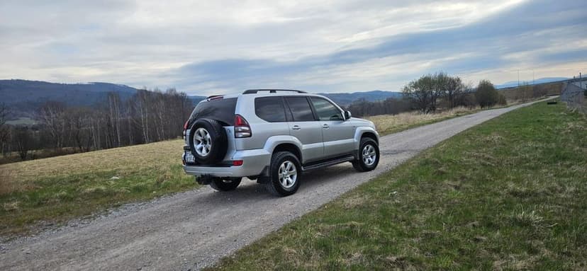 Toyota Land cruiser  120