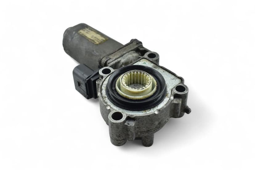 Silniczek Reduktora LAND ROVER DISCOVERY III L320 3.6 TDV8 0130008508