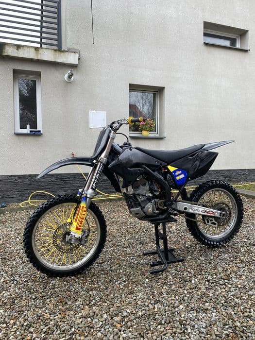 Suzuki rmz 250.