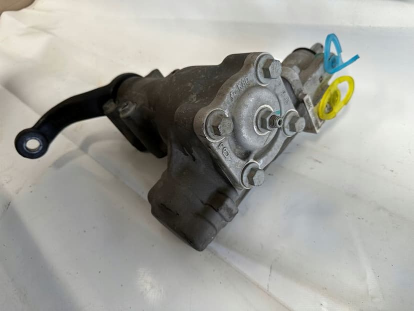 przekładnia kierownicza jeep wrangler jl p68250506ac