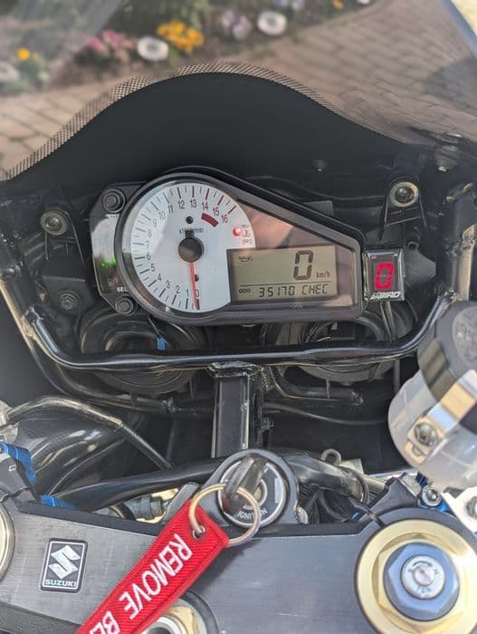 Suzuki GSX-R 750 K1, tylko 35k przebiegu
