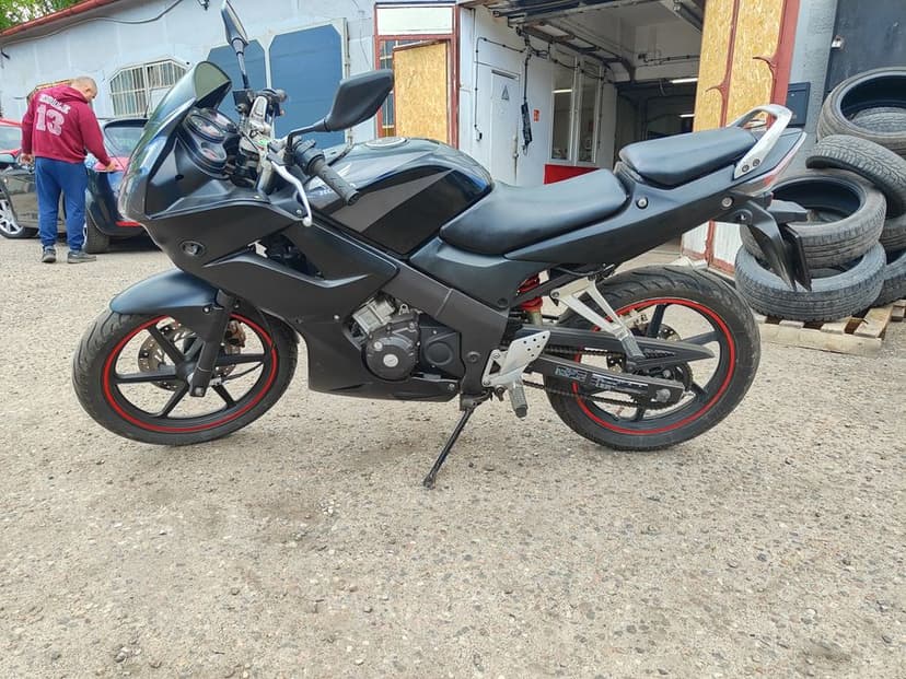 Honda CBR 125 Sprawny Polecam