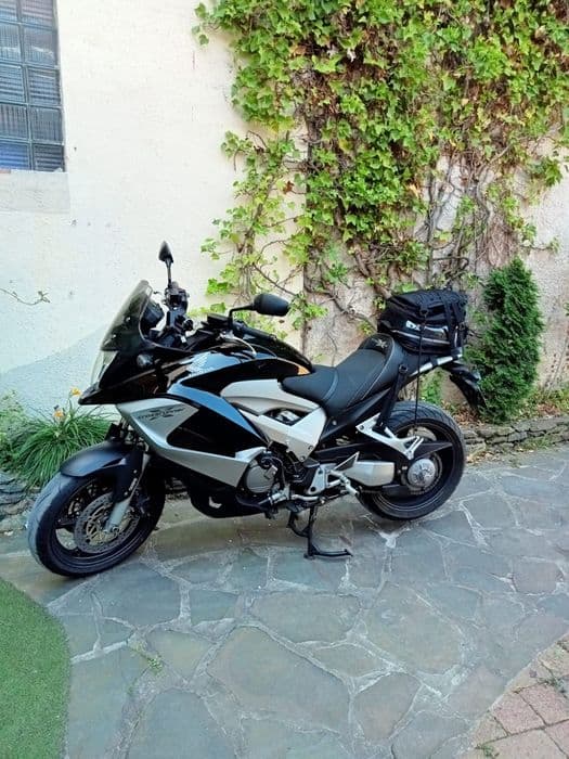 Honda vfr800x crossruner