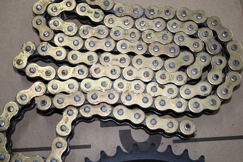 Napęd Łańcuch DID 530 VX3 Zębatki 16-48 Yamaha R6 5SL RJ05 RJ09 03-05