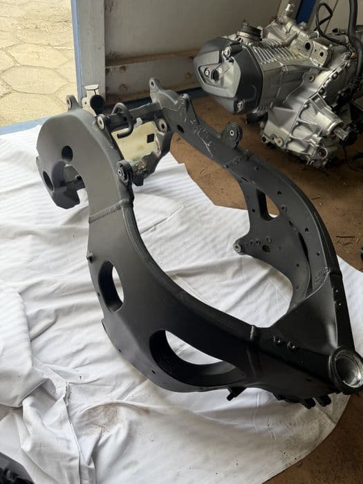 Rama + dokumenty do rejestracji  Honda CBR 1000RR SC77 2023rok