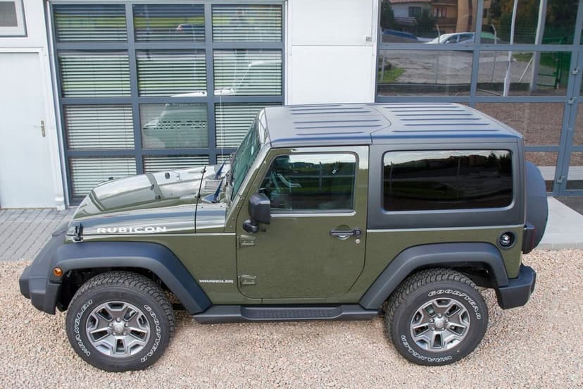 progi boczne + mocowania 82210565ad jeep wrangler jk 2007-2018 2d