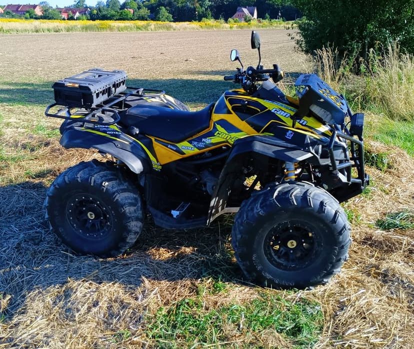Can Am Renegade 800R wersja XC transport.