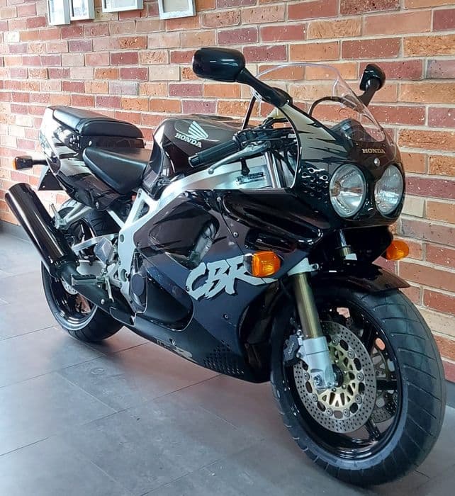 Honda CBR 900 RR "92 z Niemiec bardzo zadbana kolekcjonerska