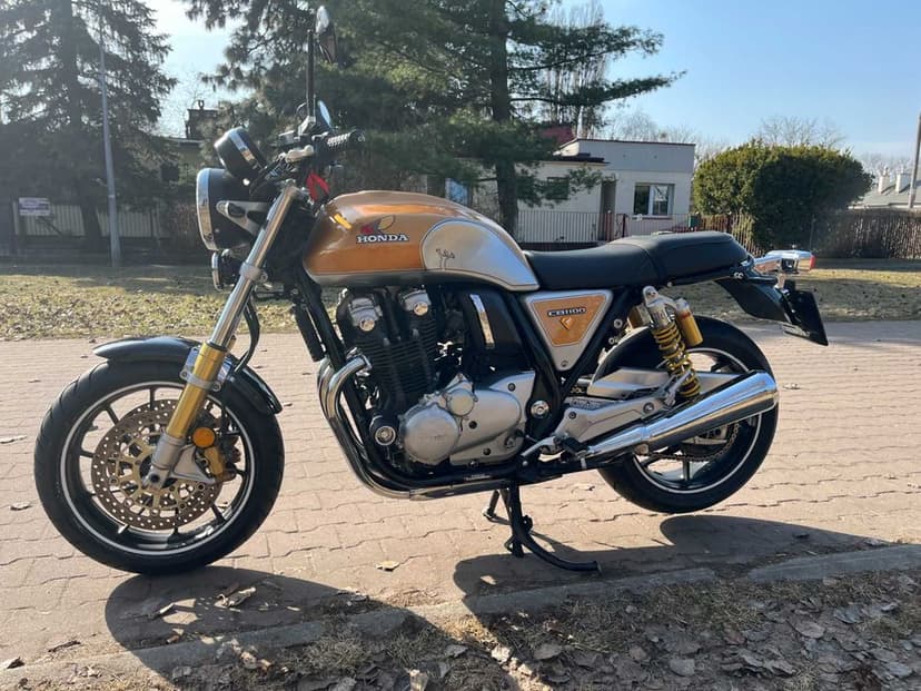 Honda CB1100 RS retro