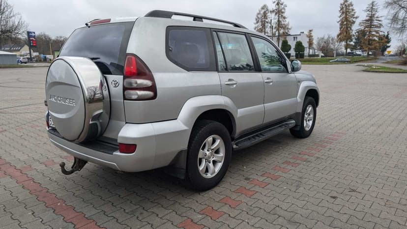 Land Cruiser 2004, 255 tys. km