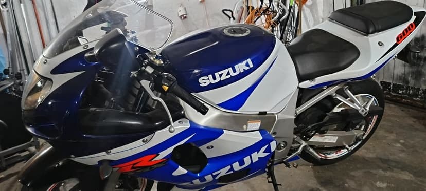 Sprzedam SUZUKI GSXR 600