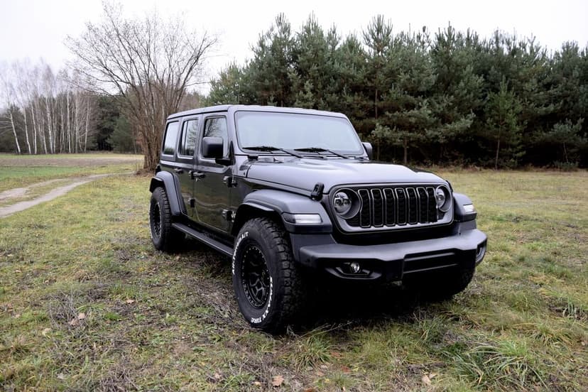 Jeep wrangler jlu sport