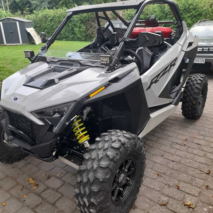 Polaris RZR PRO XP TURBO R PRO R  numer homologacji w dowodzie Ciągnik