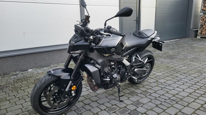 Yamaha MT-09 polski salon