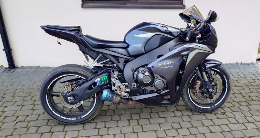 Honda CBR SC59 Fireblade 2009. 35 tys przebiegu