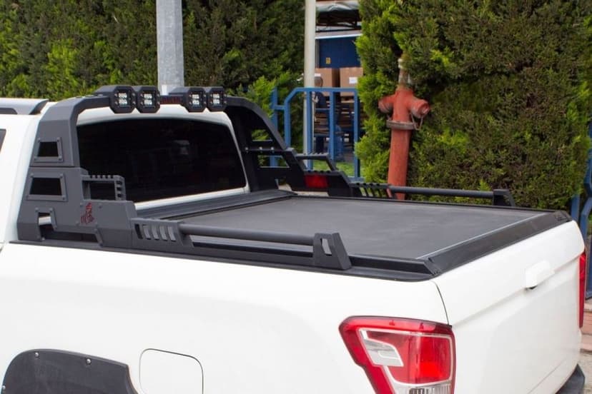 Nissan Navara orurowanie paki DAKAR + 4xLED