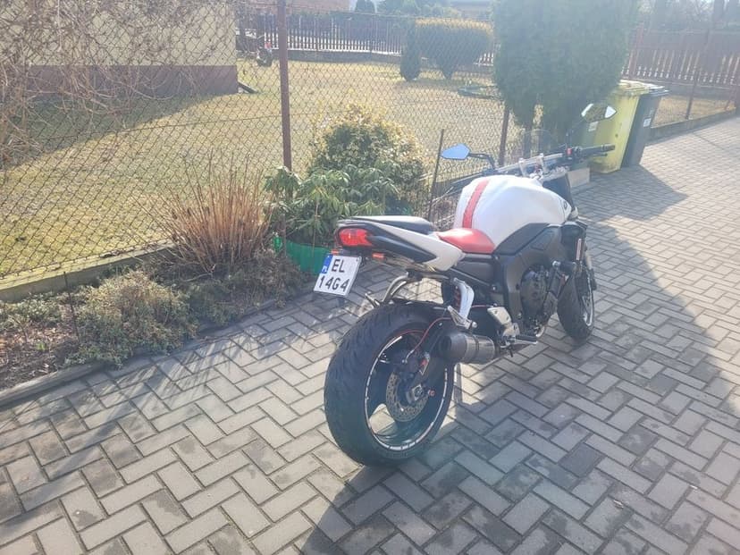 Yamaha FZ1 Naked 2009r ŚLICZNA !!