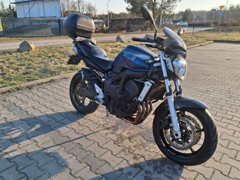 YAMAHA FZ6, 600cm3, przebieg 7600 km