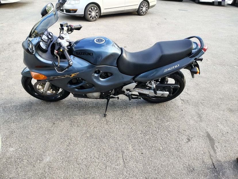 Suzuki GSX-F 750 ,,jajko olejak,,
