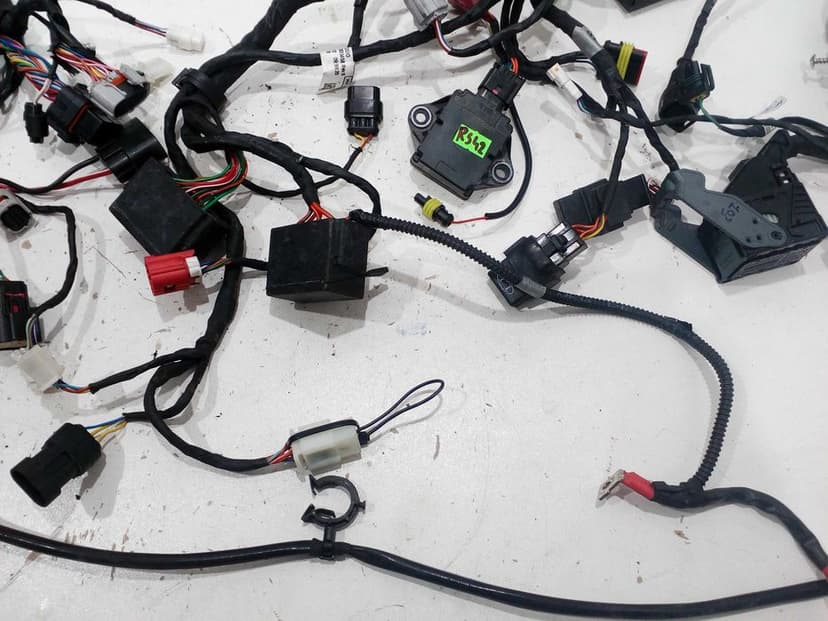 Aprilia rs 660 wiązka instalacji