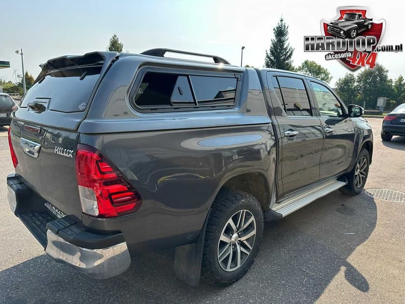 Zabudowa Paki PREMIUM HARDTOP (Szyby Przesuwne) - TOYOTA HILUX 2016+