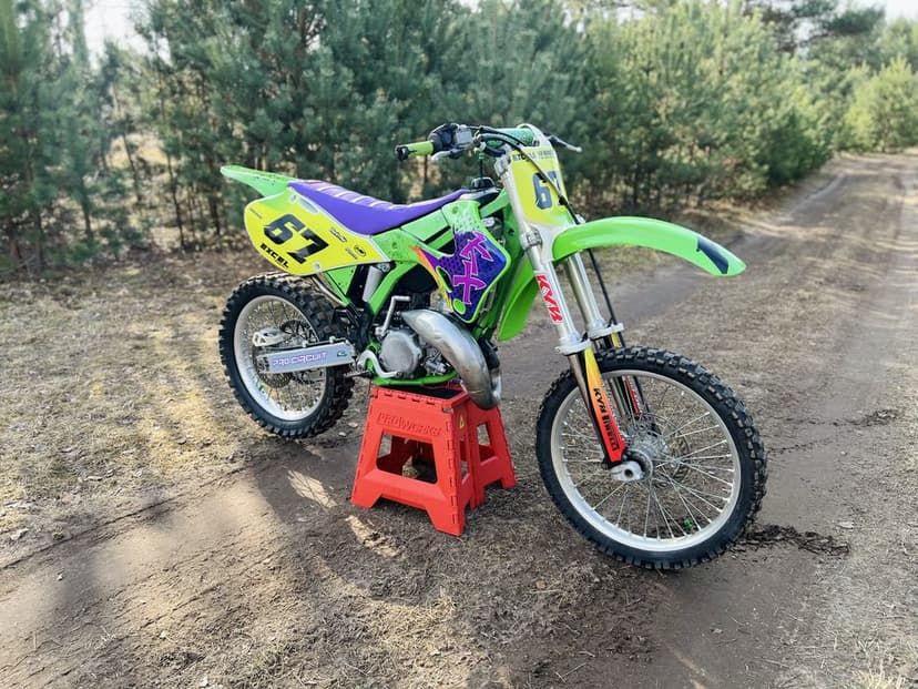 Kawasaki Kx 125 Pro Circuit Film Dostawa  2t Cr Rm 250 Sx Yz 85  Cross