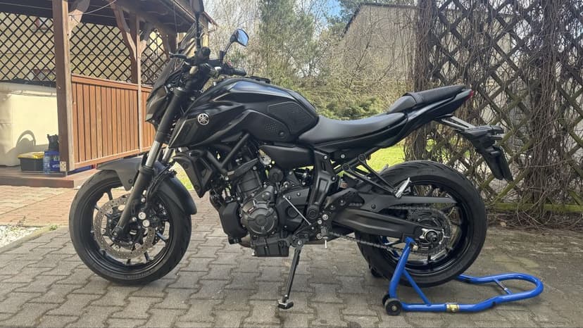 Yamaha MT07 Polski Salon
