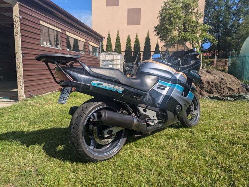 Honda CBR1000F 1994r