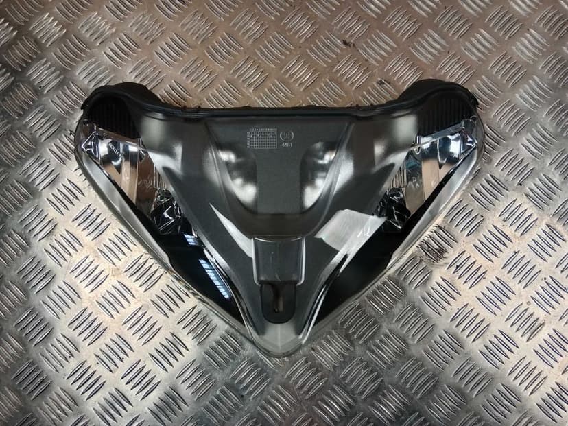 Ducati Multistrada 1200 S Lampa Przód Przednia Reflektor Przedni 10-15