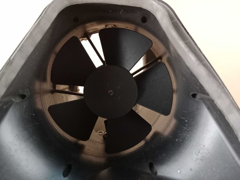 Ducati Panigale 959 Tunel Dolnej Chłodnicy Wentylator Wiatrak Wlot 16+