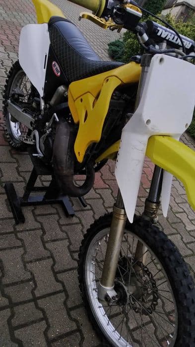 Suzuki rm 125 2t cross