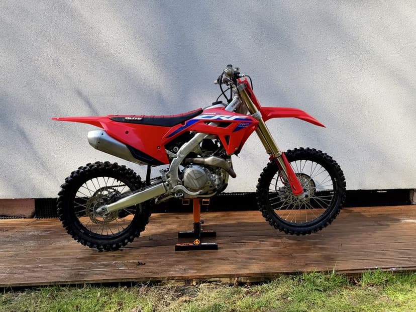 Honda CRF 450R 2024! 38 MTH!