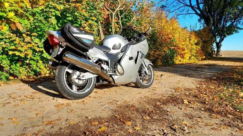 Honda CBR 1100 XX superblackbird