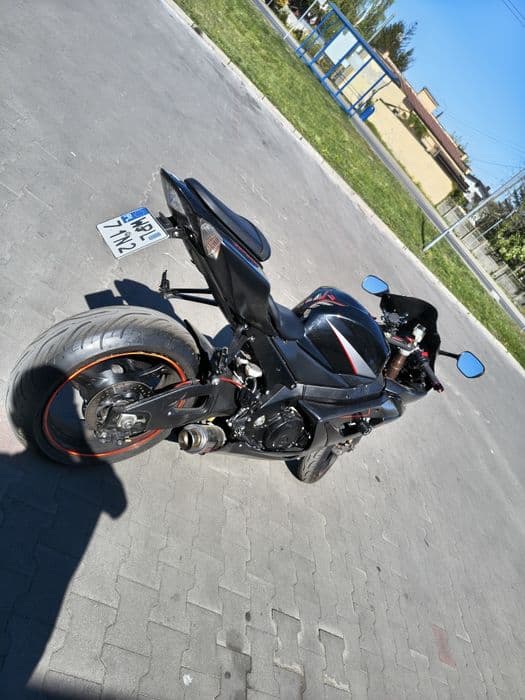 Suzuki GSX-R 1000 k6 niski przebieg dużo dodatków