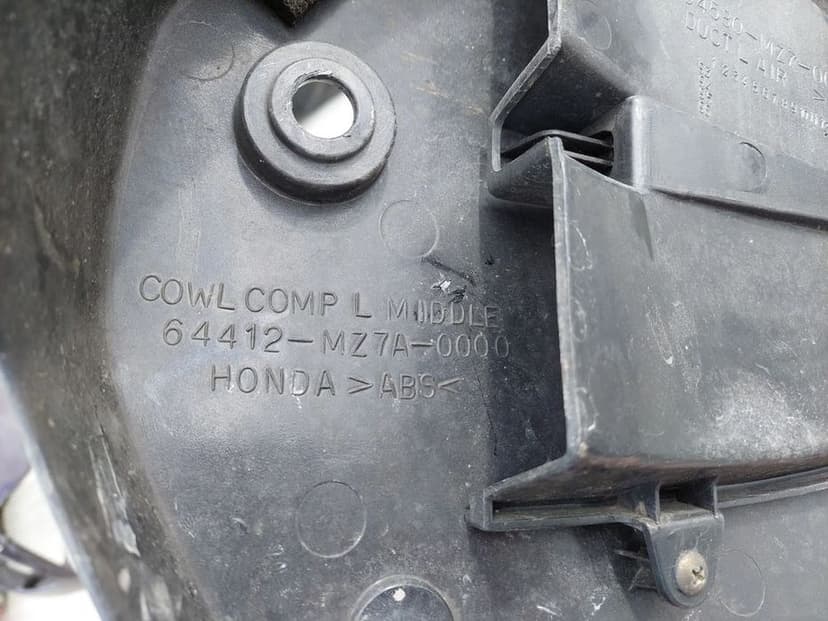 honda vfr 750 rc36 czasza owiewka ogon zbiornik bok boczek pług